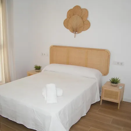 En Playa De Gandia: 2 Dorm, Aire Acond, Piscina, Parking. Exclusivo Familias - Es-314-16
