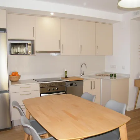 En Playa De Gandia: 2 Dorm, Aire Acond, Piscina, Parking. Exclusivo Familias - Es-314-16
